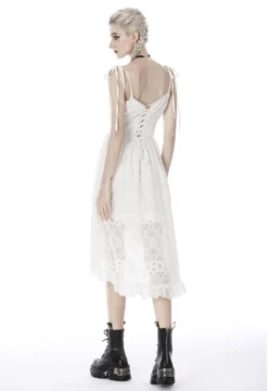 Robe Gothique Blanche DARK IN LOVE 'Aeriel' 11 Robe Gothique Blanche DARK IN LOVE 'Aeriel' -DISCOBOLE Soldes 865aaf7d085352e32c7962285ab2cfc8image666x10001 900