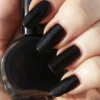 Vernis Ă Ongles Noir ' Evil Gel Effect' 1 Vernis Ă Ongles Noir ' Evil Gel Effect' -DISCOBOLE Soldes hand gel effect evil 900